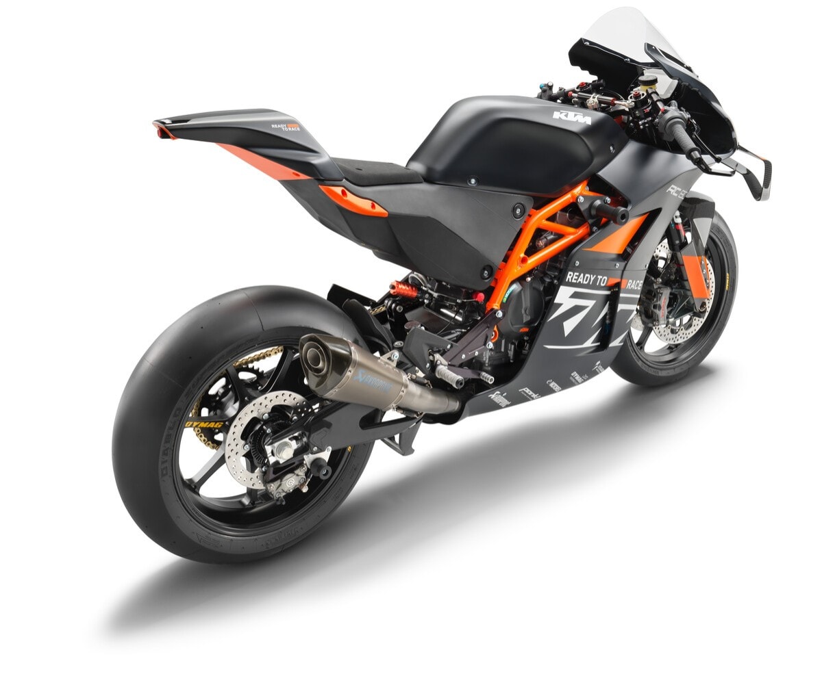 KTM RC 8C 2023: SOLD OUT in 2 minuti e 38 secondi!